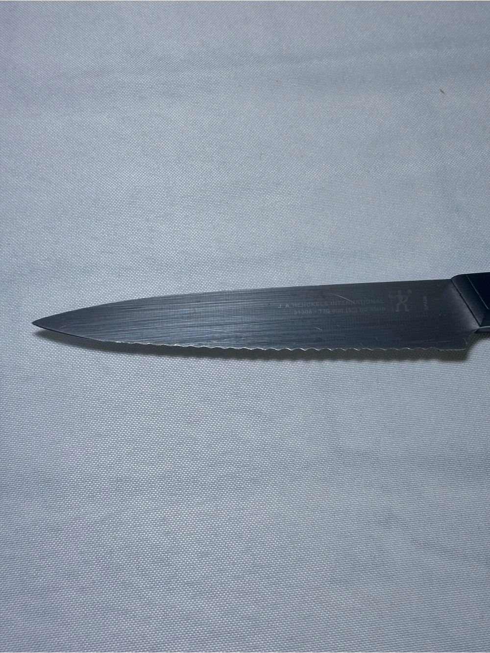 Zwilling JA Henckels 5 Inch Serrated Utility Knife Friodur 31608-130 Germany